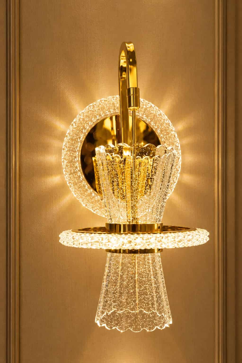 Luxury Crystal Halo LED Wall Light – Gold Finish