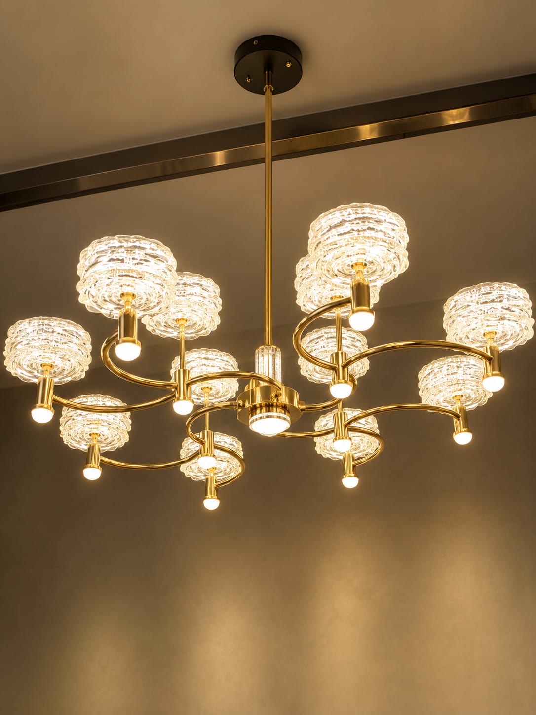 Luxury Golden Crystal Chandelier 12 light
